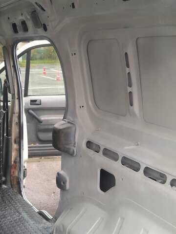 Форд Транзит Коннект 2003 в Сарнах на Automoto.ua Белый Форд Транзит Коннект, объемом двигателя 1.8 л и пробегом 300 тыс. км за 3650 $, фото 2 на Automoto.ua