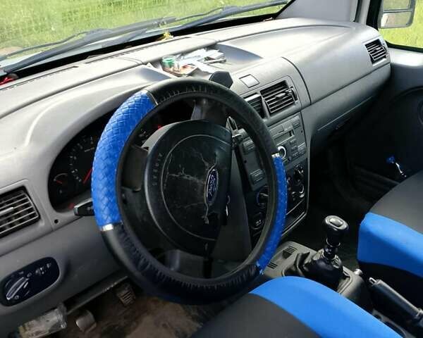 Белый Форд Транзит Коннект, объемом двигателя 1.75 л и пробегом 297 тыс. км за 3500 $, фото 1 на Automoto.ua