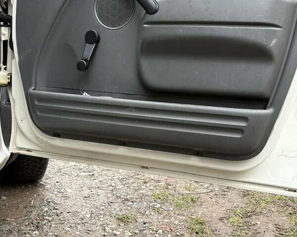 Білий Форд Транзит Коннект, об'ємом двигуна 1.75 л та пробігом 207 тис. км за 4750 $, фото 12 на Automoto.ua