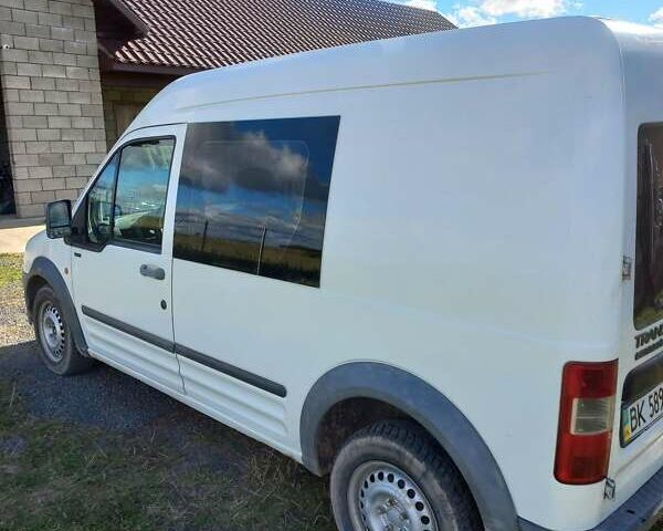 Белый Форд Транзит Коннект, объемом двигателя 1.8 л и пробегом 280 тыс. км за 3600 $, фото 3 на Automoto.ua