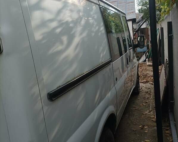 Белый Форд Транзит Коннект, объемом двигателя 2 л и пробегом 349 тыс. км за 4000 $, фото 2 на Automoto.ua