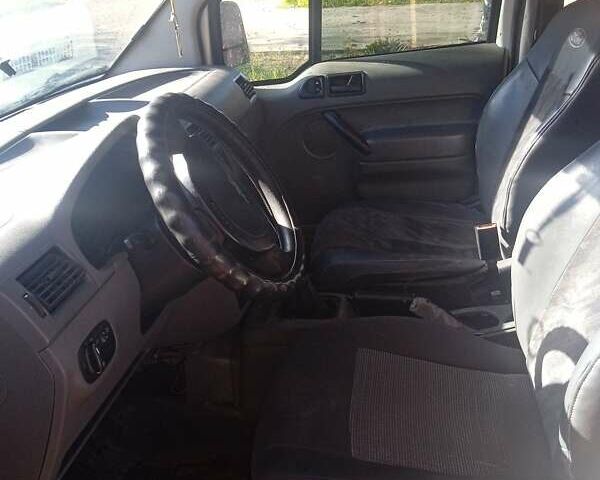 Форд Транзит Коннект 2003 в Снигиревке на Automoto.ua Белый Форд Транзит Коннект, объемом двигателя 1.8 л и пробегом 620 тыс. км за 3500 $, фото 17 на Automoto.ua