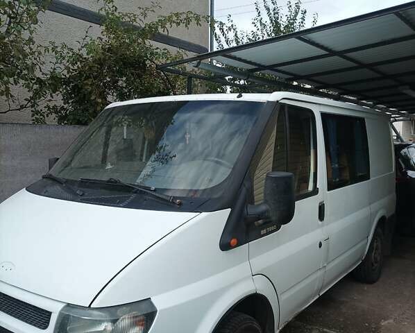 Белый Форд Транзит Коннект, объемом двигателя 2 л и пробегом 349 тыс. км за 4000 $, фото 1 на Automoto.ua