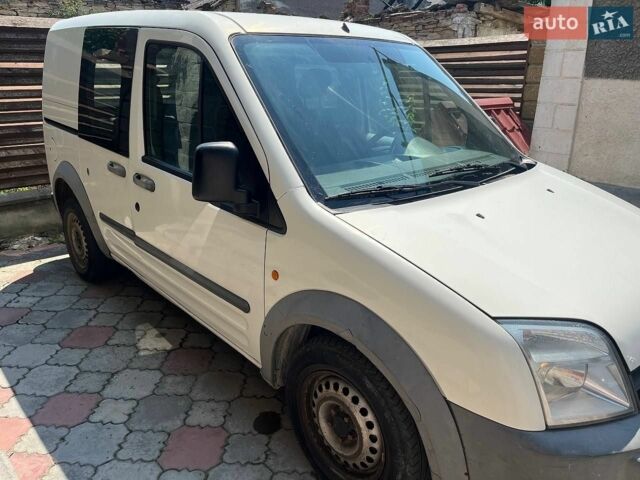 Білий Форд Транзит Коннект, об'ємом двигуна 1.8 л та пробігом 357 тис. км за 2000 $, фото 1 на Automoto.ua