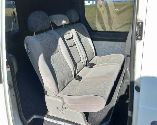 Белый Форд Транзит Коннект, объемом двигателя 1.8 л и пробегом 280 тыс. км за 3600 $, фото 6 на Automoto.ua