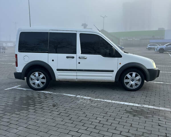 Белый Форд Транзит Коннект, объемом двигателя 1.75 л и пробегом 530 тыс. км за 4100 $, фото 6 на Automoto.ua