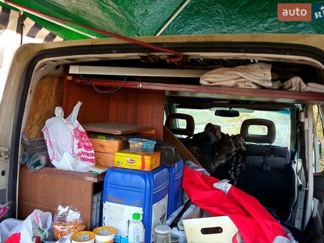 Белый Форд Транзит Коннект, объемом двигателя 1.8 л и пробегом 290 тыс. км за 3700 $, фото 10 на Automoto.ua