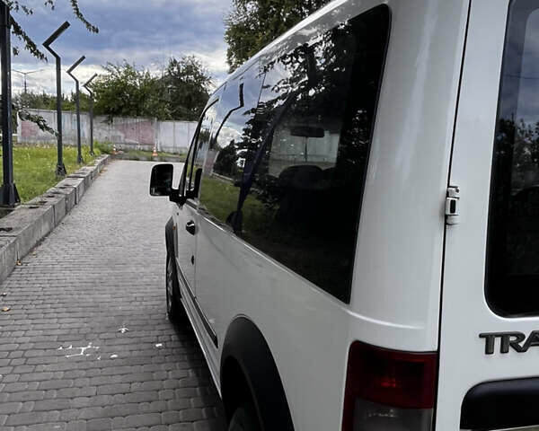 Білий Форд Транзит Коннект, об'ємом двигуна 1.8 л та пробігом 250 тис. км за 4400 $, фото 9 на Automoto.ua