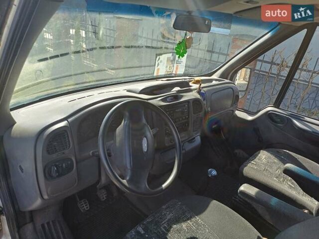 Белый Форд Транзит Коннект, объемом двигателя 2 л и пробегом 370 тыс. км за 2500 $, фото 5 на Automoto.ua