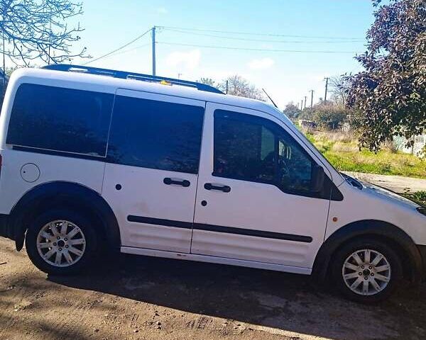 Форд Транзит Коннект 2003 в Снигиревке на Automoto.ua Белый Форд Транзит Коннект, объемом двигателя 1.8 л и пробегом 620 тыс. км за 3500 $, фото 6 на Automoto.ua