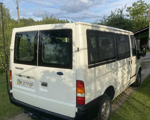 Белый Форд Транзит Коннект, объемом двигателя 2 л и пробегом 320 тыс. км за 4900 $, фото 3 на Automoto.ua