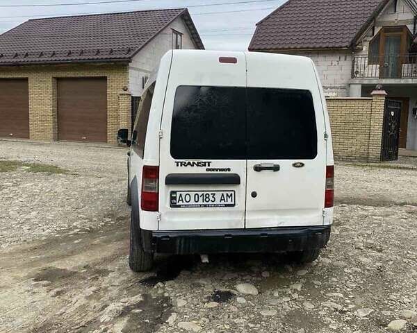 Белый Форд Транзит Коннект, объемом двигателя 1.8 л и пробегом 300 тыс. км за 3500 $, фото 1 на Automoto.ua