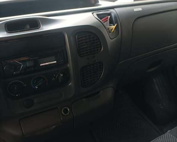 Белый Форд Транзит Коннект, объемом двигателя 2 л и пробегом 349 тыс. км за 4000 $, фото 4 на Automoto.ua