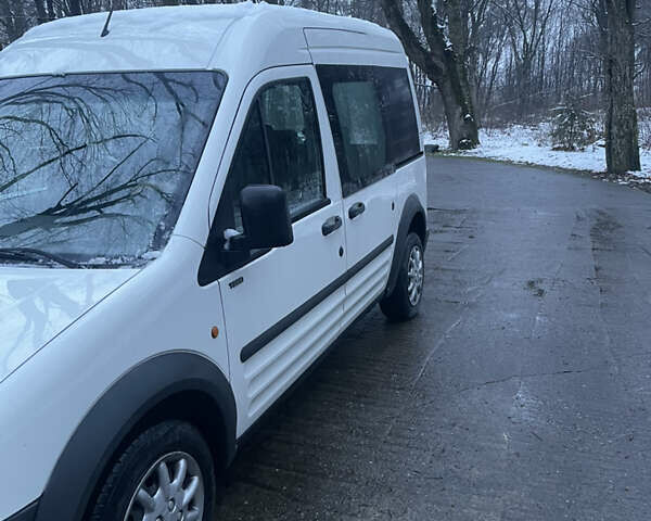 Белый Форд Транзит Коннект, объемом двигателя 1.75 л и пробегом 193 тыс. км за 3850 $, фото 4 на Automoto.ua