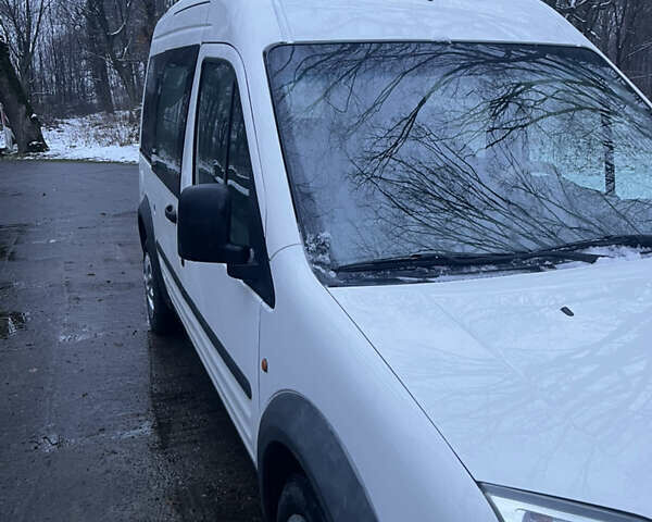 Белый Форд Транзит Коннект, объемом двигателя 1.75 л и пробегом 193 тыс. км за 3850 $, фото 1 на Automoto.ua