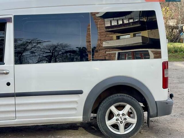 Белый Форд Транзит Коннект, объемом двигателя 1.75 л и пробегом 380 тыс. км за 4500 $, фото 8 на Automoto.ua