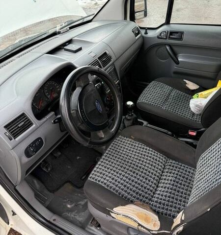 Белый Форд Транзит Коннект, объемом двигателя 0 л и пробегом 305 тыс. км за 3600 $, фото 3 на Automoto.ua