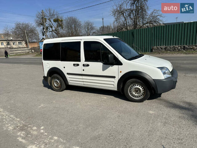 Белый Форд Транзит Коннект, объемом двигателя 1.8 л и пробегом 380 тыс. км за 2600 $, фото 1 на Automoto.ua