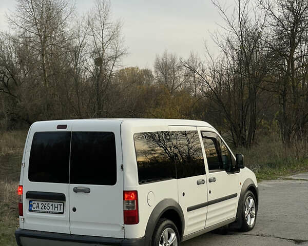 Белый Форд Транзит Коннект, объемом двигателя 1.8 л и пробегом 378 тыс. км за 3800 $, фото 4 на Automoto.ua