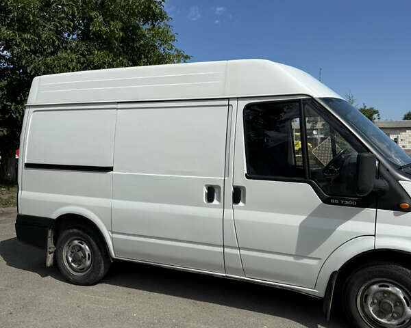 Белый Форд Транзит Коннект, объемом двигателя 2 л и пробегом 265 тыс. км за 5300 $, фото 5 на Automoto.ua