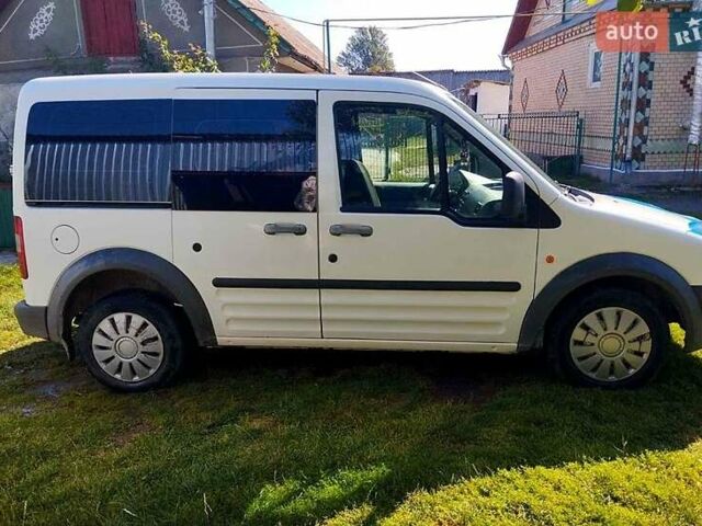 Форд Транзит Коннект 2004 в Изяслве на Automoto.ua Белый Форд Транзит Коннект, объемом двигателя 1.8 л и пробегом 276 тыс. км за 3500 $, фото 3 на Automoto.ua