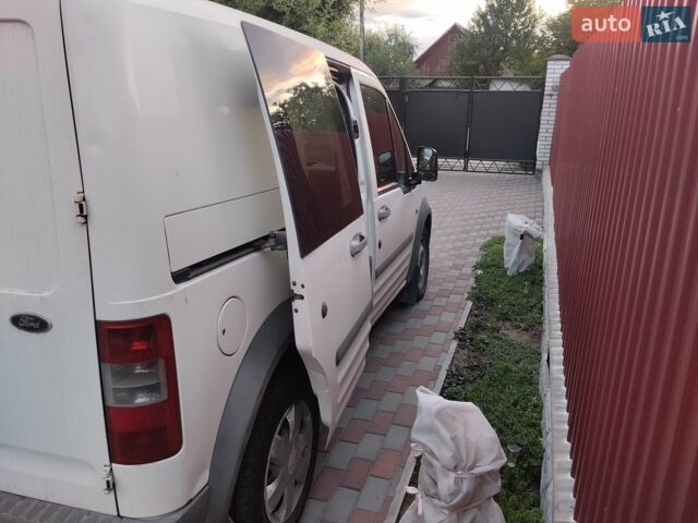 Білий Форд Транзит Коннект, об'ємом двигуна 1.75 л та пробігом 555 тис. км за 2500 $, фото 2 на Automoto.ua