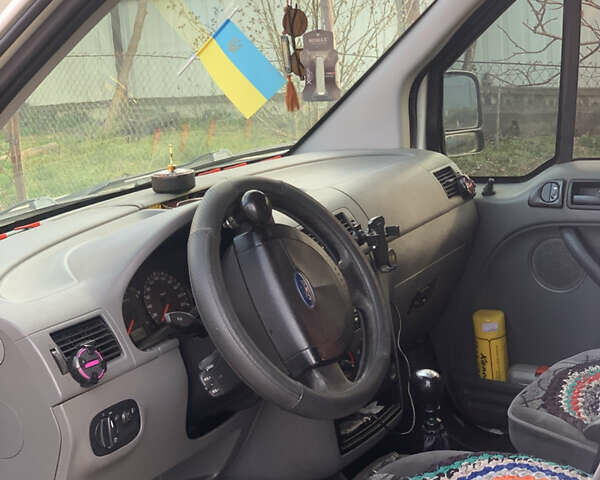 Білий Форд Транзит Коннект, об'ємом двигуна 1.8 л та пробігом 250 тис. км за 4200 $, фото 4 на Automoto.ua