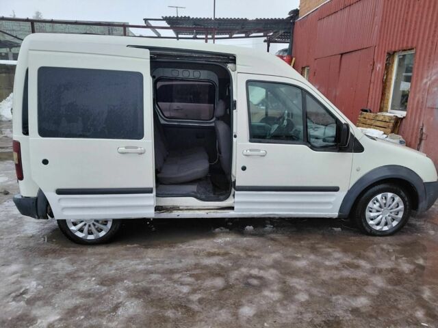 Білий Форд Транзит Коннект, об'ємом двигуна 1.8 л та пробігом 420 тис. км за 3200 $, фото 1 на Automoto.ua