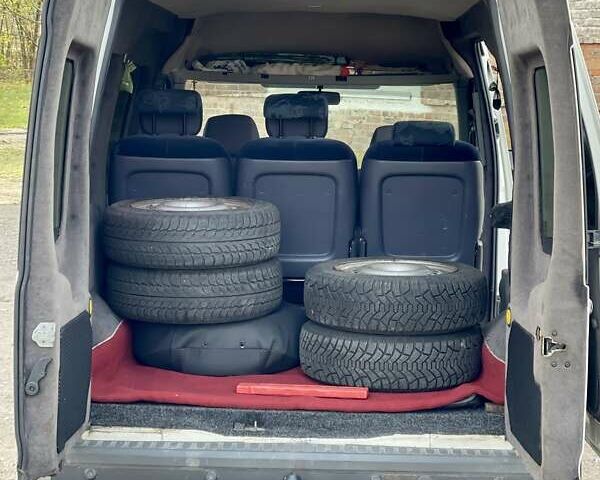 Белый Форд Транзит Коннект, объемом двигателя 1.75 л и пробегом 380 тыс. км за 4500 $, фото 32 на Automoto.ua