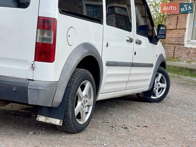 Белый Форд Транзит Коннект, объемом двигателя 1.75 л и пробегом 380 тыс. км за 4500 $, фото 37 на Automoto.ua