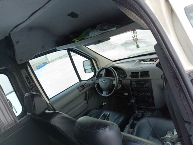 Белый Форд Транзит Коннект, объемом двигателя 1.8 л и пробегом 450 тыс. км за 3500 $, фото 2 на Automoto.ua