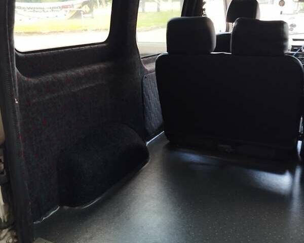 Белый Форд Транзит Коннект, объемом двигателя 1.75 л и пробегом 200 тыс. км за 4000 $, фото 10 на Automoto.ua