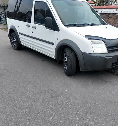 Белый Форд Транзит Коннект, объемом двигателя 1.8 л и пробегом 393 тыс. км за 4700 $, фото 1 на Automoto.ua