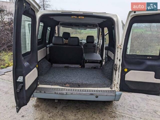 Белый Форд Транзит Коннект, объемом двигателя 1.8 л и пробегом 286 тыс. км за 3800 $, фото 6 на Automoto.ua