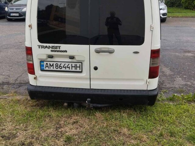 Білий Форд Транзит Коннект, об'ємом двигуна 1.75 л та пробігом 200 тис. км за 4000 $, фото 3 на Automoto.ua