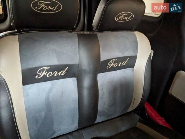 Белый Форд Транзит Коннект, объемом двигателя 1.8 л и пробегом 286 тыс. км за 3800 $, фото 10 на Automoto.ua