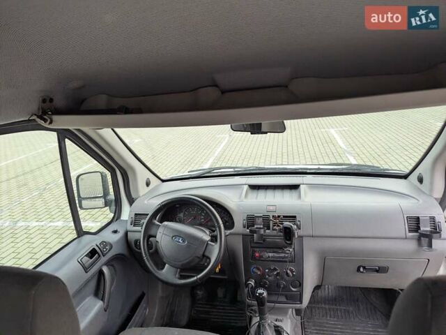 Белый Форд Транзит Коннект, объемом двигателя 1.8 л и пробегом 316 тыс. км за 4700 $, фото 12 на Automoto.ua