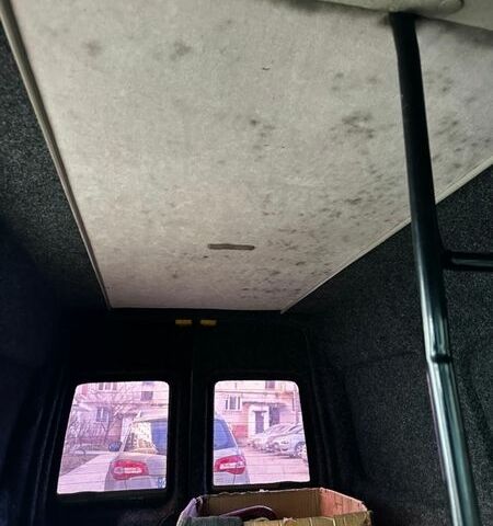 Белый Форд Транзит Коннект, объемом двигателя 1.8 л и пробегом 330 тыс. км за 2550 $, фото 11 на Automoto.ua