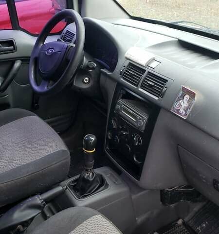 Белый Форд Транзит Коннект, объемом двигателя 1.8 л и пробегом 280 тыс. км за 4850 $, фото 6 на Automoto.ua