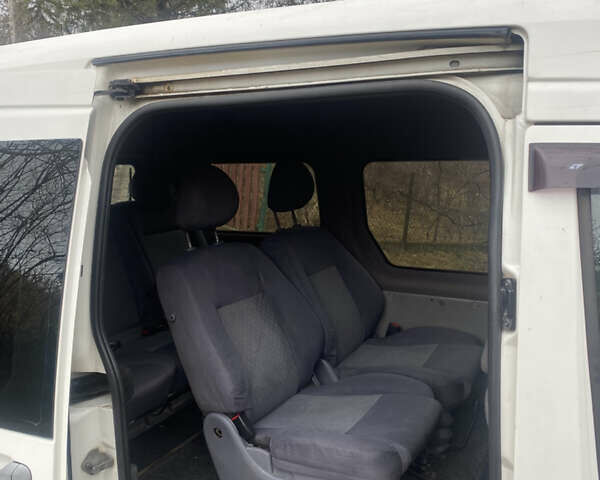 Білий Форд Транзит Коннект, об'ємом двигуна 1.75 л та пробігом 310 тис. км за 3750 $, фото 9 на Automoto.ua