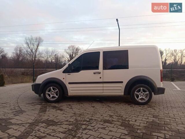 Белый Форд Транзит Коннект, объемом двигателя 0 л и пробегом 390 тыс. км за 3999 $, фото 2 на Automoto.ua