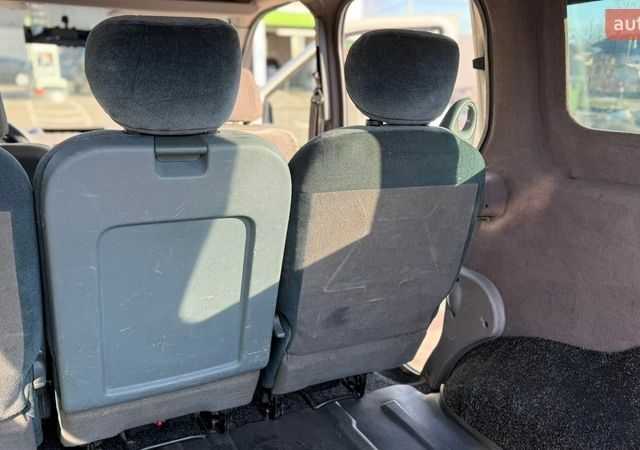 Білий Форд Транзит Коннект, об'ємом двигуна 1.75 л та пробігом 200 тис. км за 4900 $, фото 32 на Automoto.ua