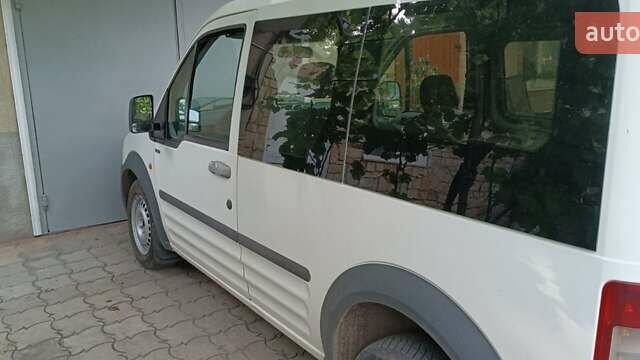 Білий Форд Транзит Коннект, об'ємом двигуна 1.75 л та пробігом 205 тис. км за 4200 $, фото 6 на Automoto.ua