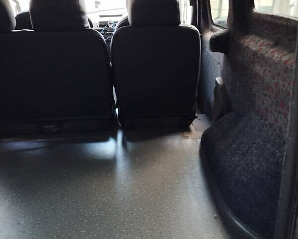 Белый Форд Транзит Коннект, объемом двигателя 1.75 л и пробегом 200 тыс. км за 4000 $, фото 16 на Automoto.ua