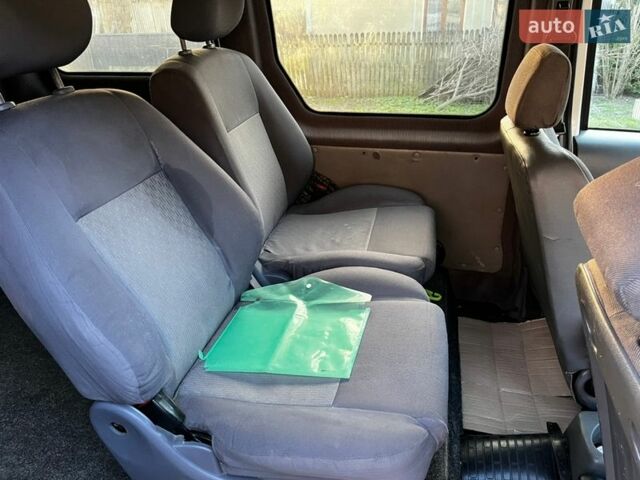 Білий Форд Транзит Коннект, об'ємом двигуна 1.8 л та пробігом 463 тис. км за 3850 $, фото 9 на Automoto.ua