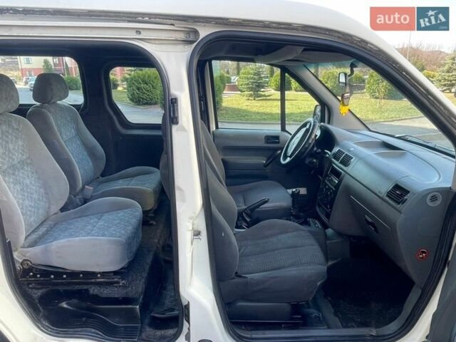 Белый Форд Транзит Коннект, объемом двигателя 1.8 л и пробегом 320 тыс. км за 2900 $, фото 16 на Automoto.ua