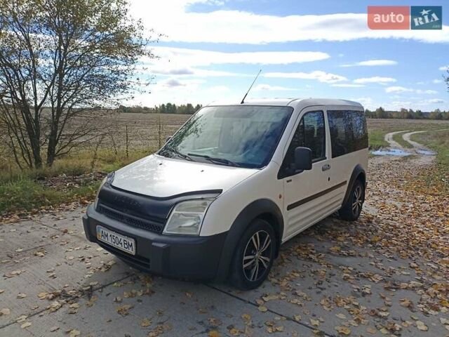 Форд Транзит Коннект 2006 у Коростене на Automoto.ua Білий Форд Транзит Коннект, об'ємом двигуна 1.8 л та пробігом 318 тис. км за 6300 $, фото 3 на Automoto.ua