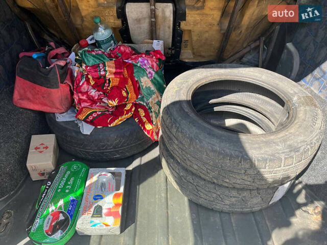 Білий Форд Транзит Коннект, об'ємом двигуна 1.8 л та пробігом 200 тис. км за 3800 $, фото 16 на Automoto.ua