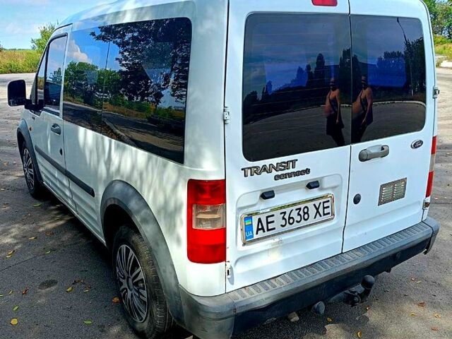 Белый Форд Транзит Коннект, объемом двигателя 1.8 л и пробегом 270 тыс. км за 4000 $, фото 4 на Automoto.ua