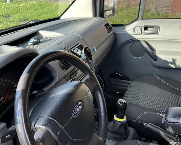 Белый Форд Транзит Коннект, объемом двигателя 1.75 л и пробегом 224 тыс. км за 5200 $, фото 14 на Automoto.ua